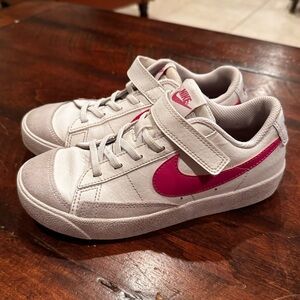 Girls Nike shoes
